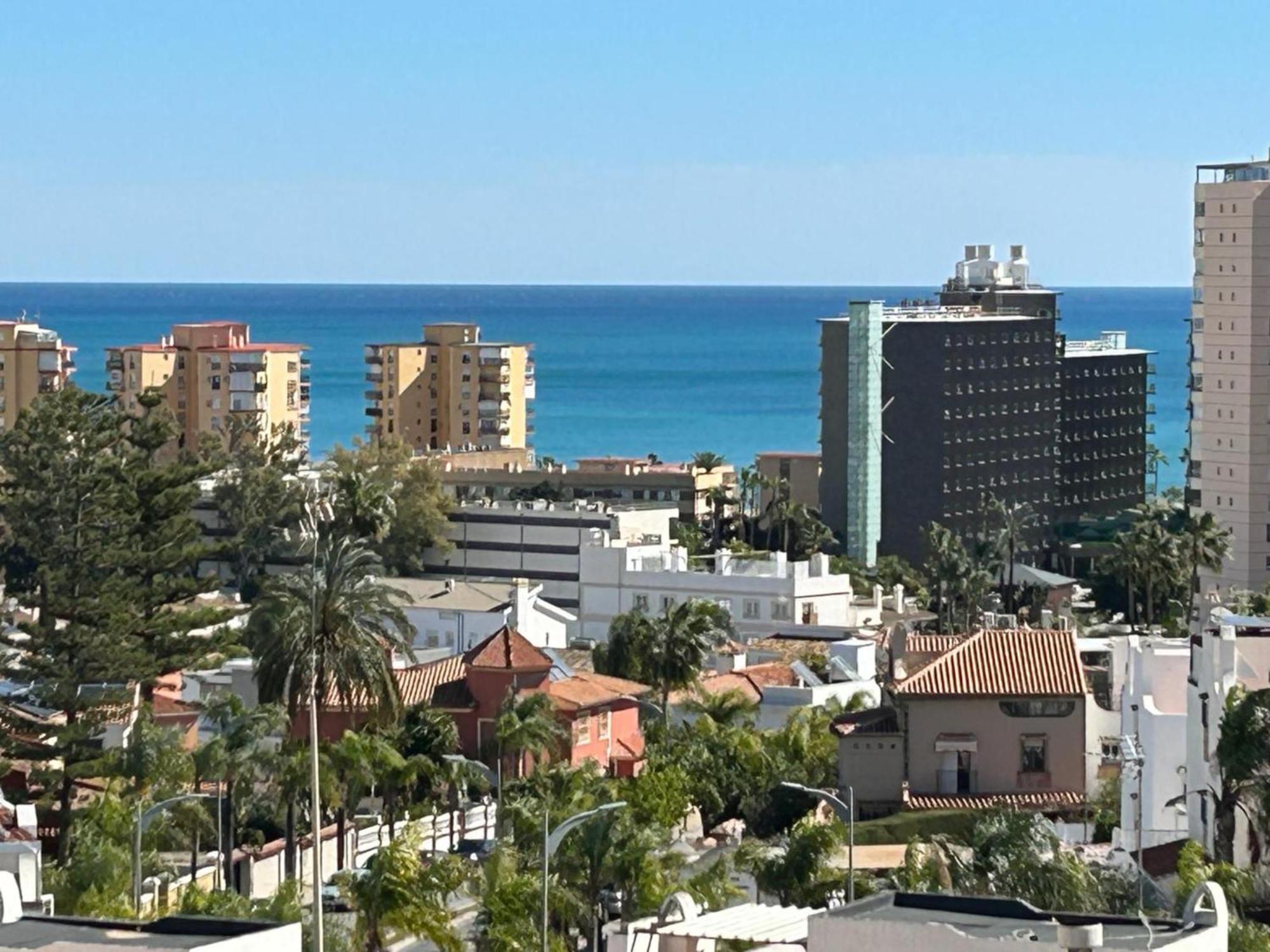 Apartmán Oasis En Playamar Con Piscina Torremolinos Exteriér fotografie