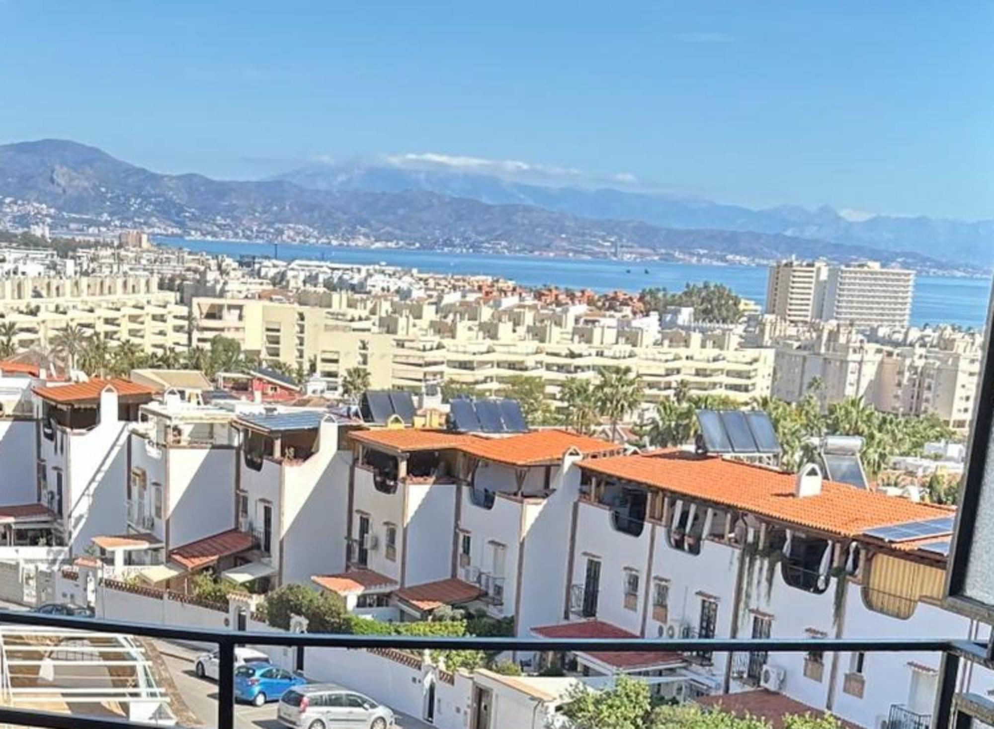 Apartmán Oasis En Playamar Con Piscina Torremolinos Exteriér fotografie